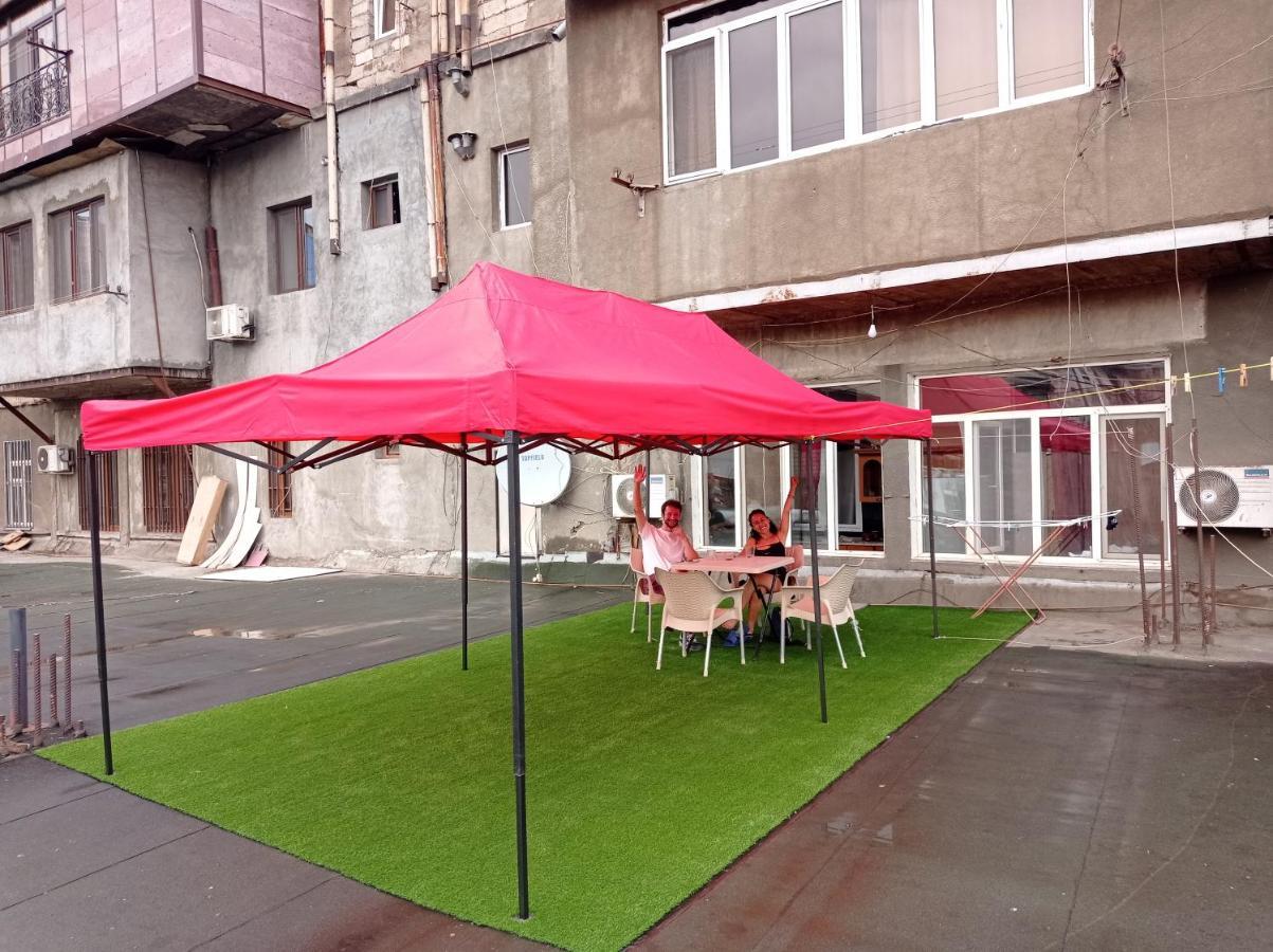 יירבאן Sun City Hostel מראה חיצוני תמונה